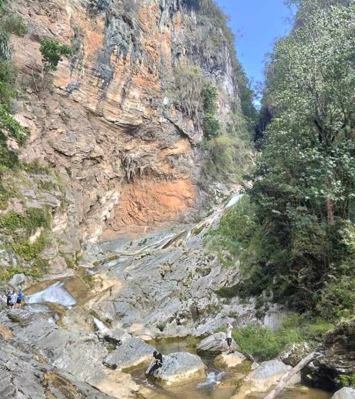 Salto del Caburní景点图片