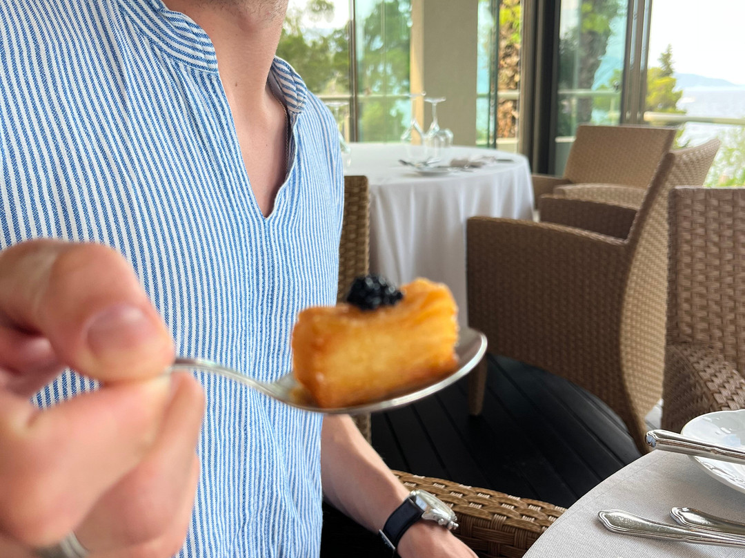 Asterias Fine Dining