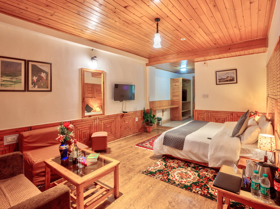 Hotel Vyas Vatika Manali主图