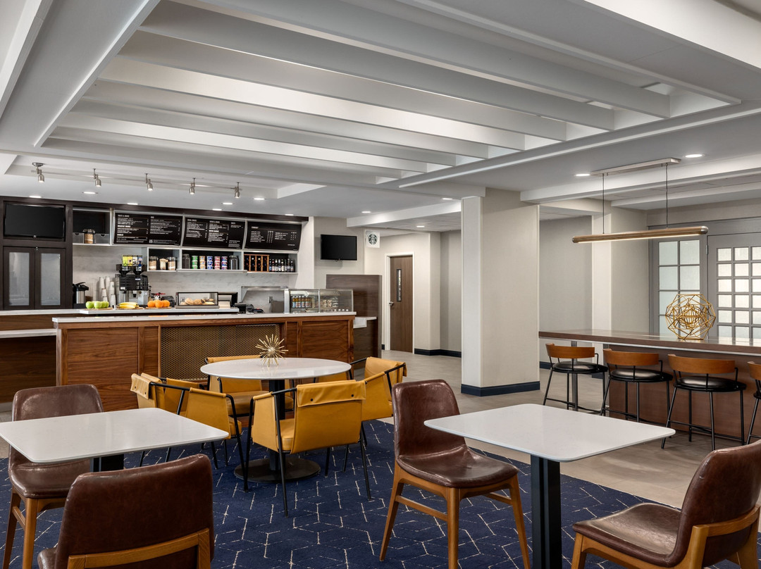 科科莫酒店住宿-科科莫万怡酒店