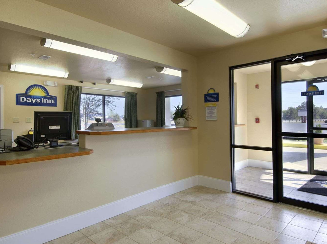 Belmont酒店住宿-中心戴斯酒店