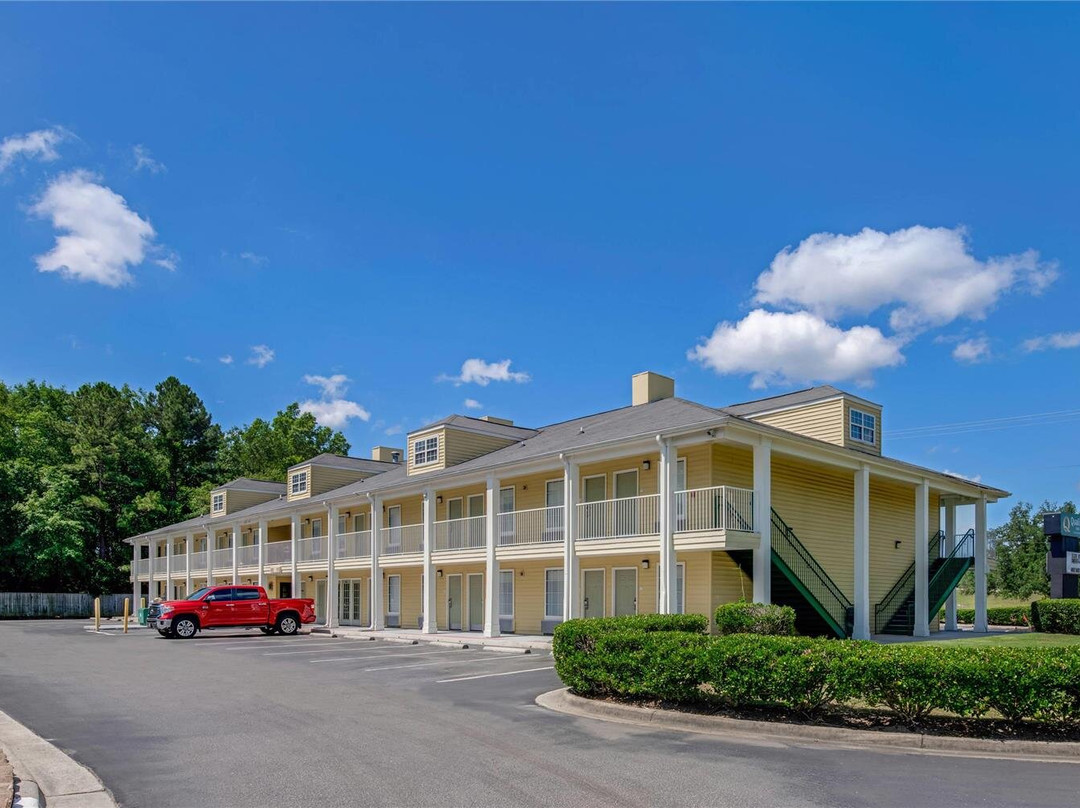 Laurinburg酒店住宿-Quality Inn