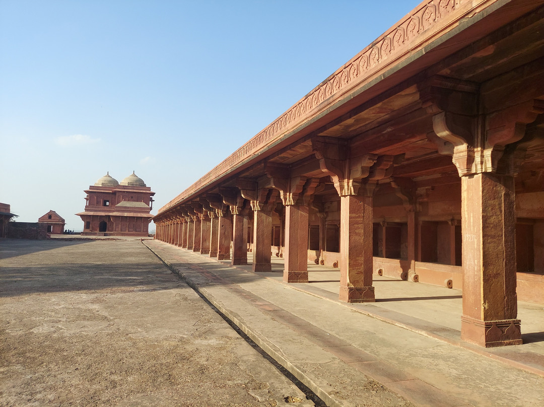 Lower Haramsara-法塔赫布尔西格里必去景点