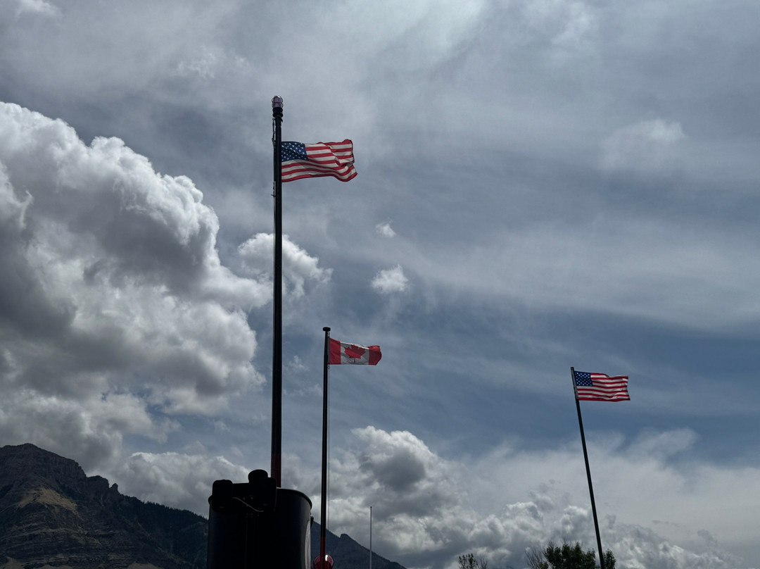 Waterton Shoreline Cruise Co.-沃特顿湖国家公园必去景点
