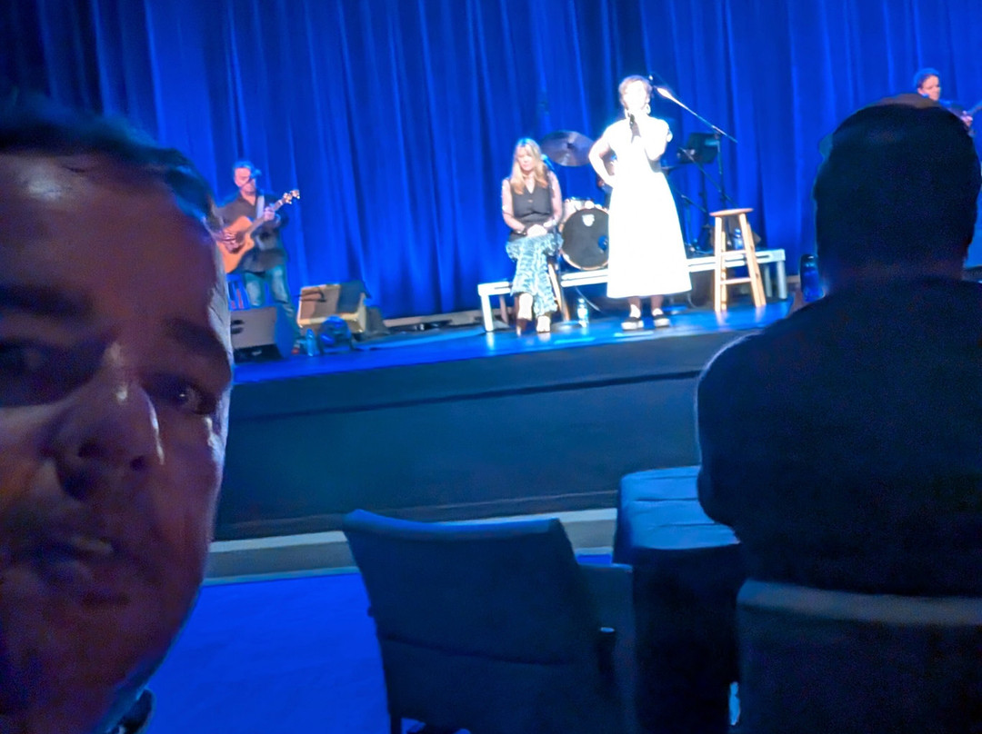 Decoste Performing Arts Centre-Pictou必去景点