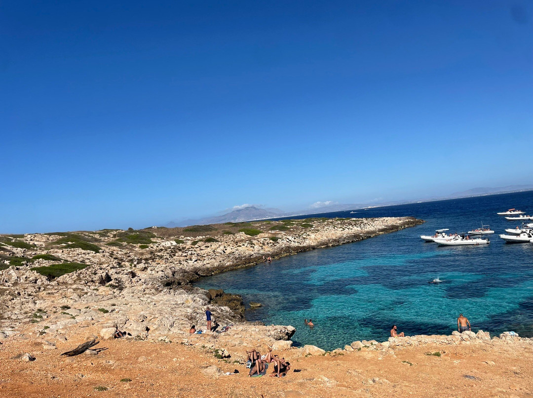 Spiaggia di Cala Minnola-Levanzo必去景点