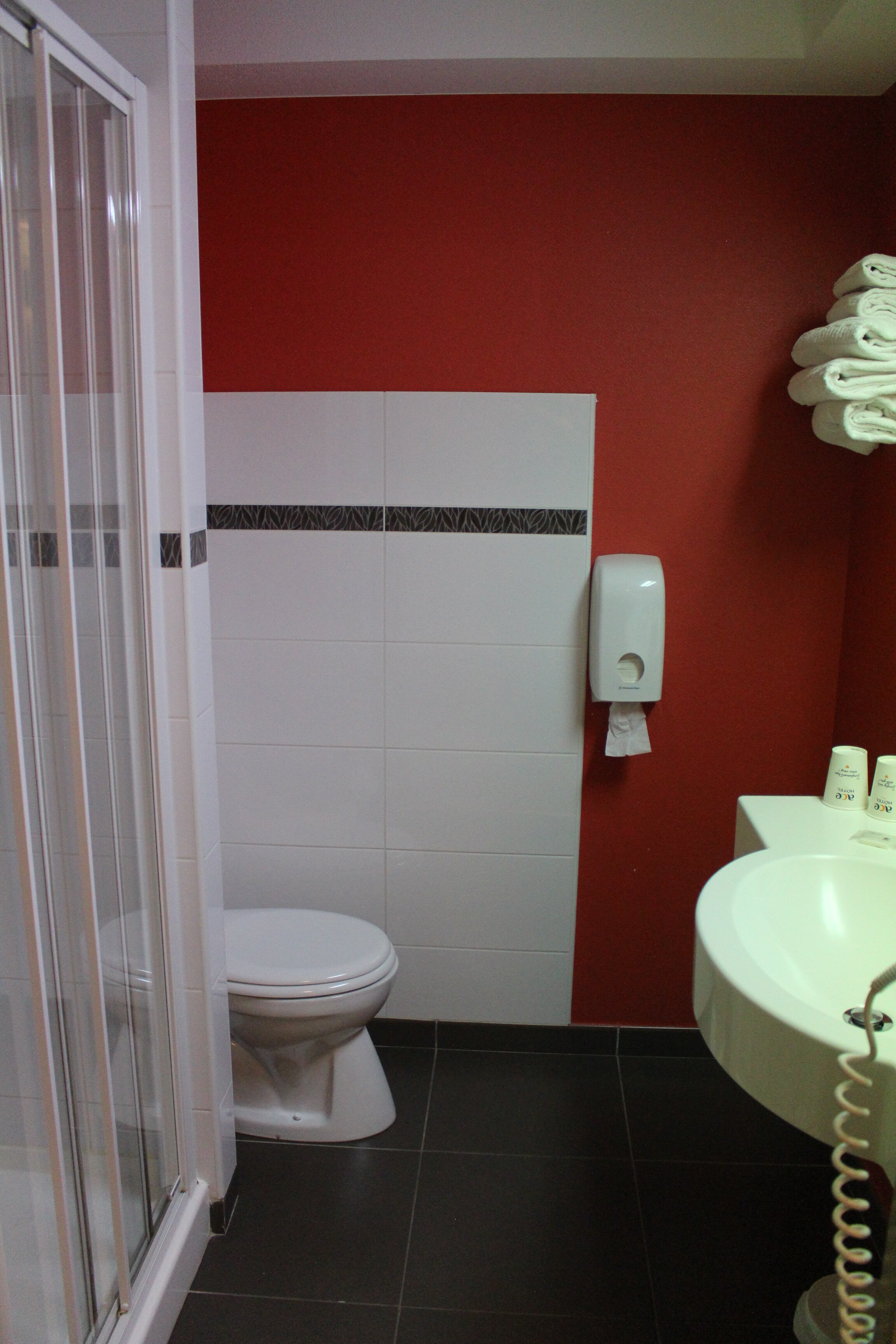 Ace Hotel Arras-Beaurains-浴室