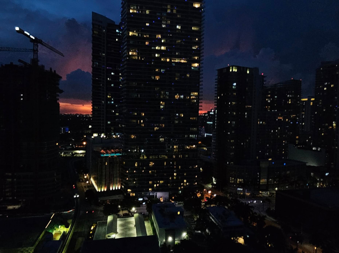 迈阿密康拉德酒店主图