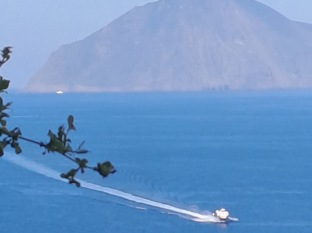 Alicudi Giardino dei Carrubi主图