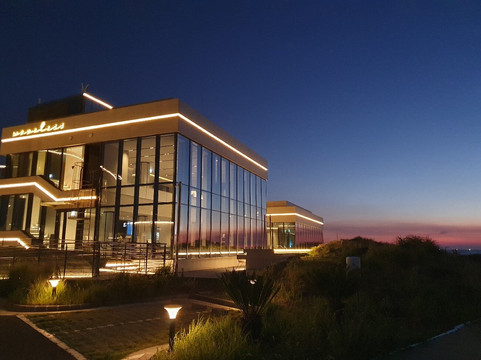 新罗舒泰普拉斯梨湖田屋海滨酒店主图