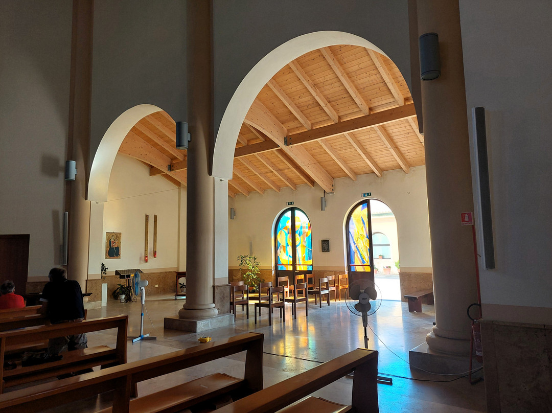 Chiesa Dei Santi Pietro e Paolo-福洛尼卡必去景点