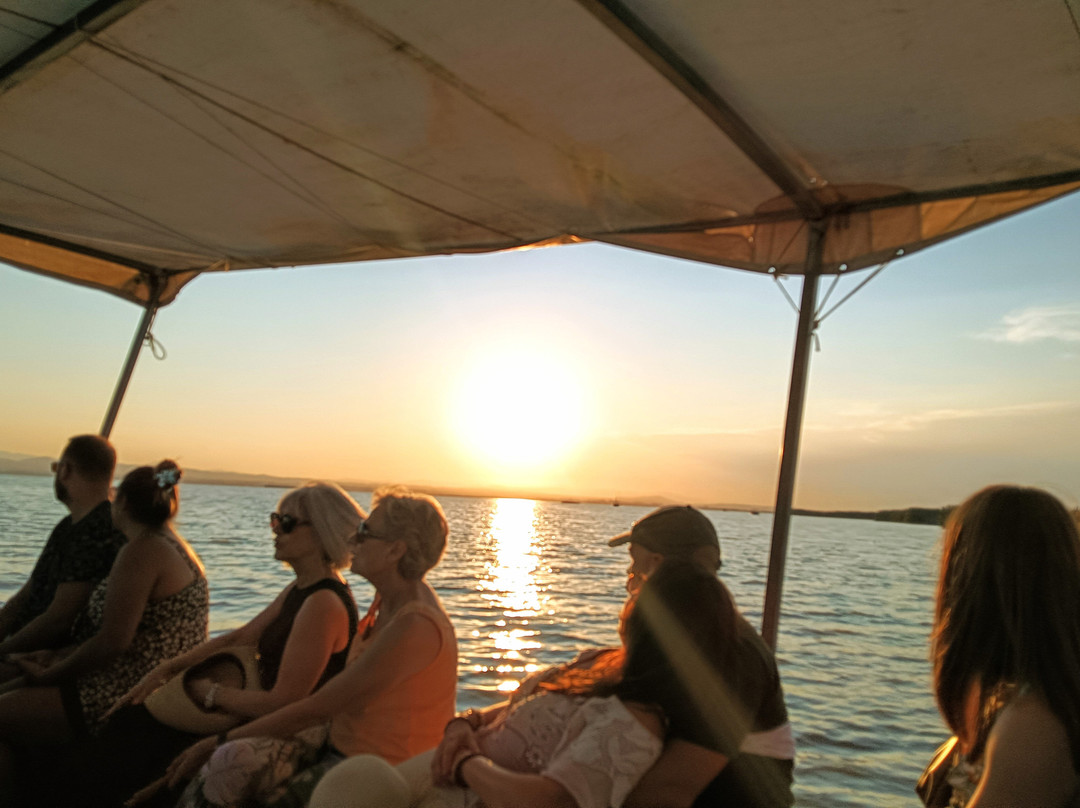 Embarcadero Rosa la Barquera y Tonet-El Palmar必去景点