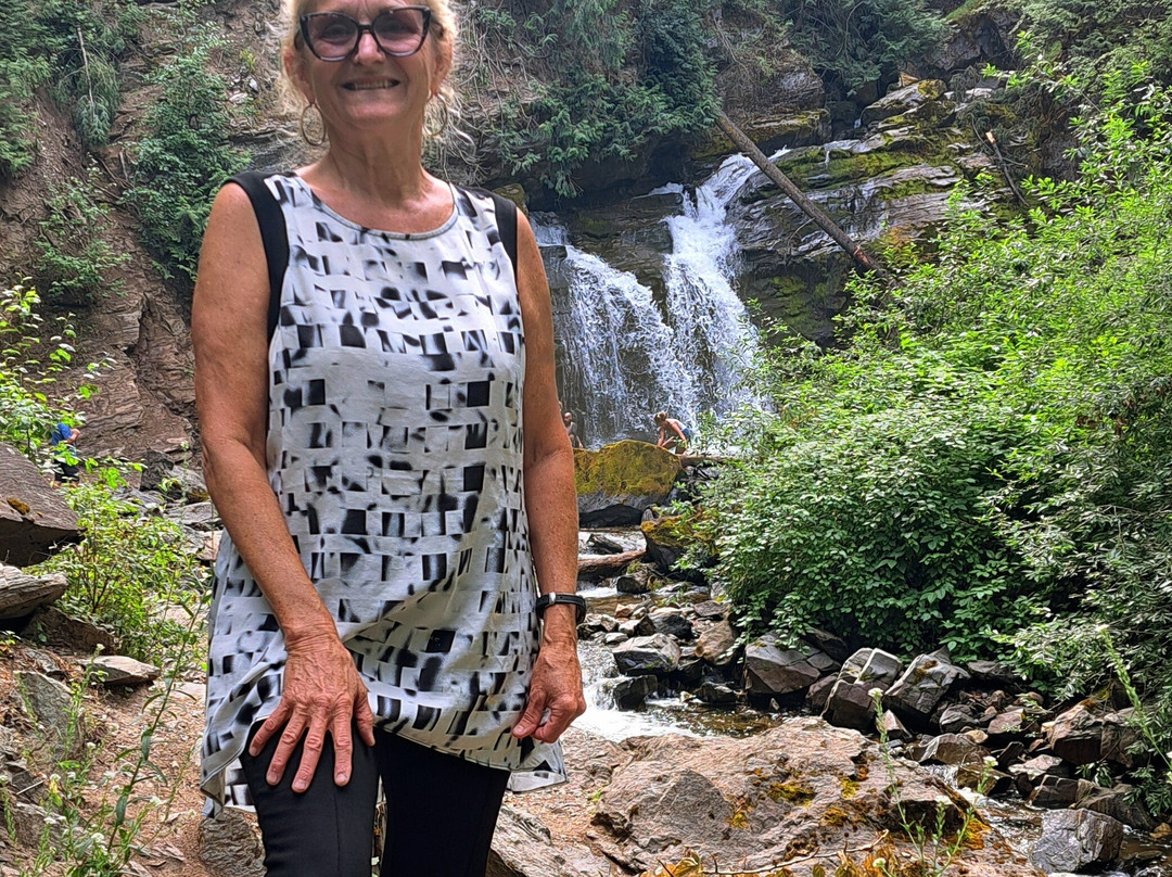 Chase Creek Falls-Chase必去景点