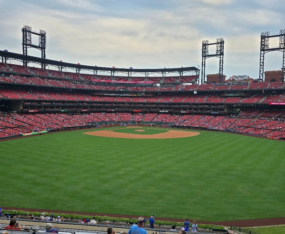 Drury Inn & Suites St. Louis Forest Park主图