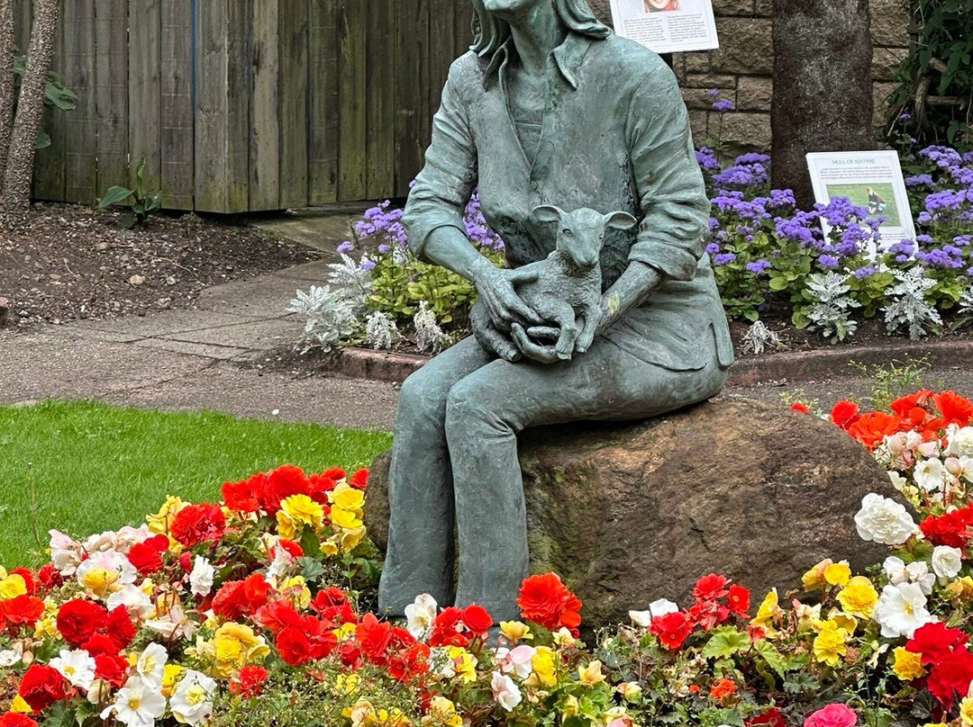 Linda McCartney Memorial Garden-Campbeltown必去景点