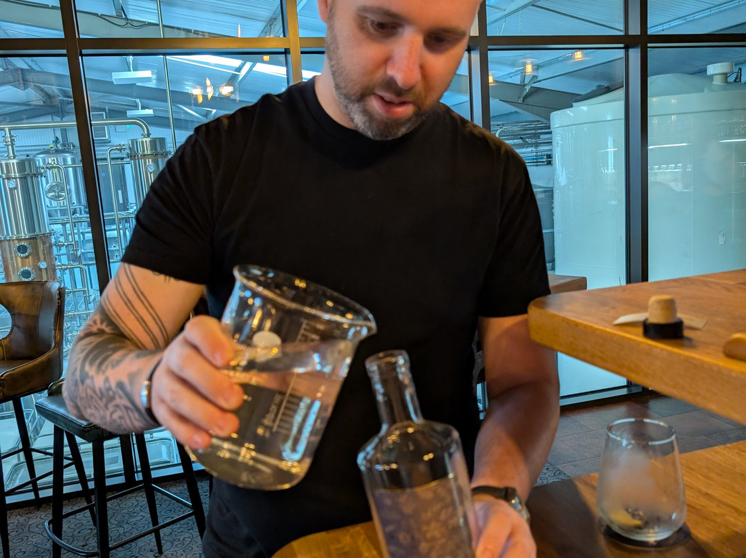 Louth Distillery-Louth必去景点