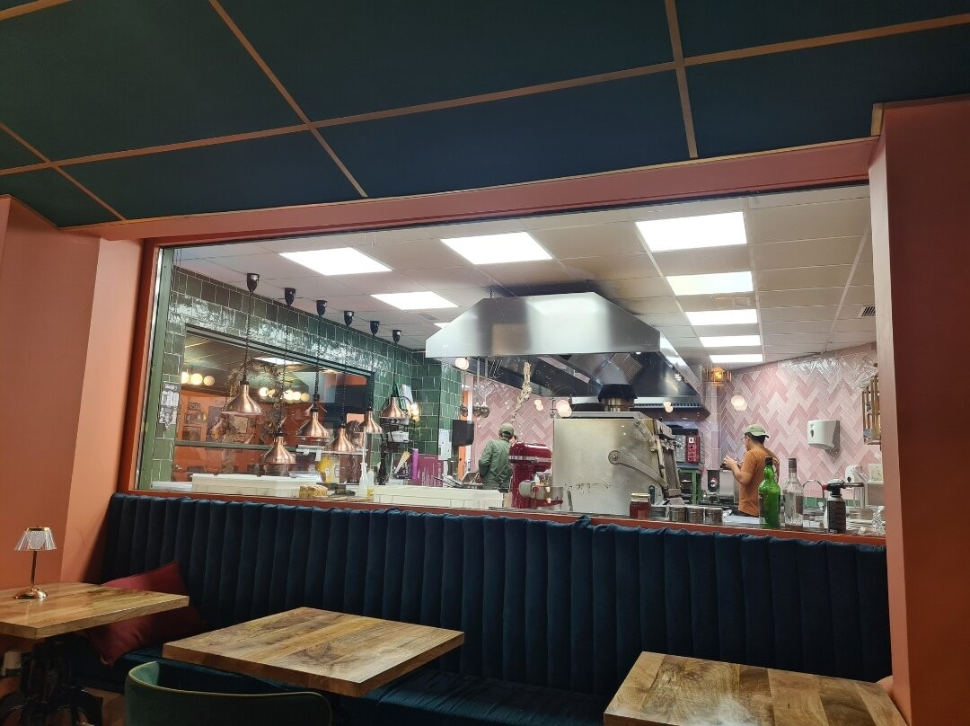 Cambalache- Casa De Menjars