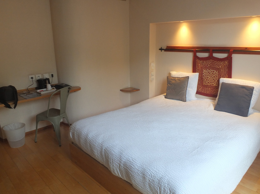Logis Hôtel les Pages Rest. le Petit Comptoir主图