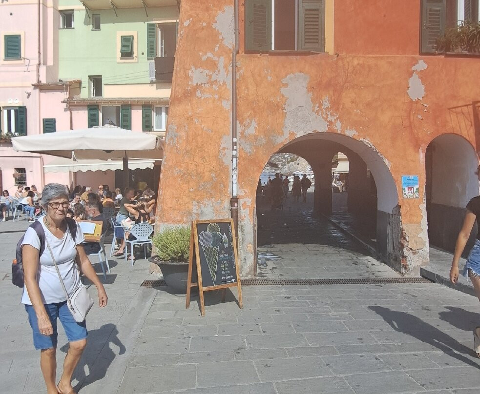 Lungomare di Camogli-卡莫利必去景点