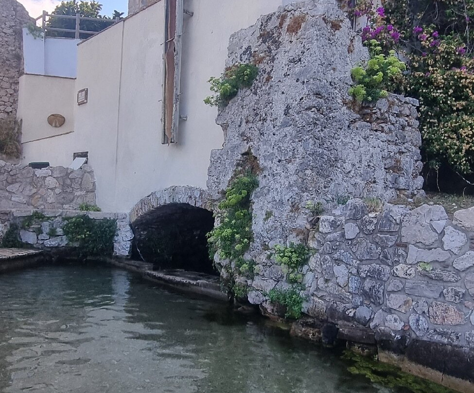 Sorgente di Sperlonga-斯佩隆加必去景点