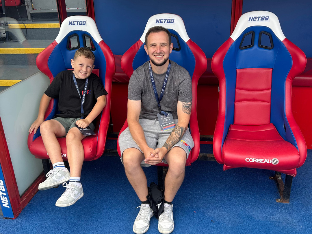 Selhurst Park Stadium Tours-伦敦必去景点