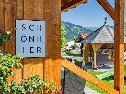 克泽比则霍夫酒店主图