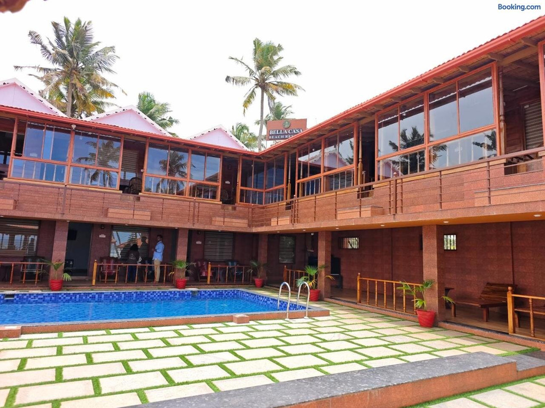 Bella Casa Beach Resort