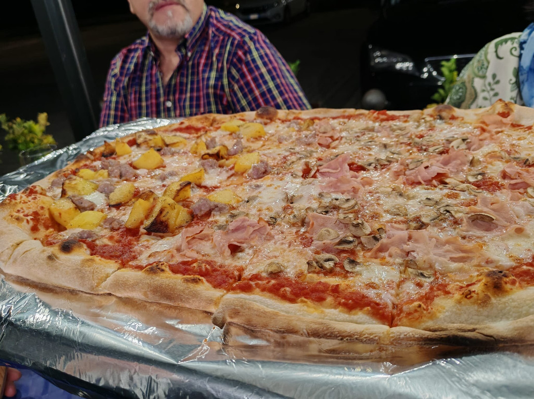 Trattoria Pizzeria Ristorante Mangiasú