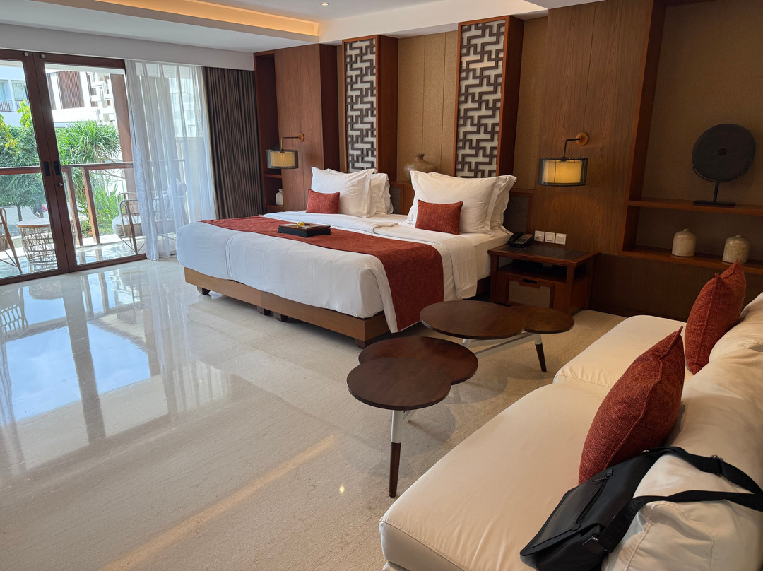 巴厘岛邦达套房酒店主图