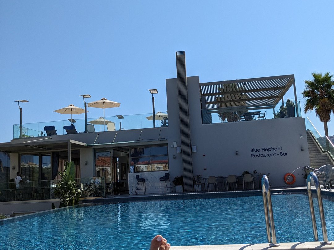 Blue Elephant Hotel主图