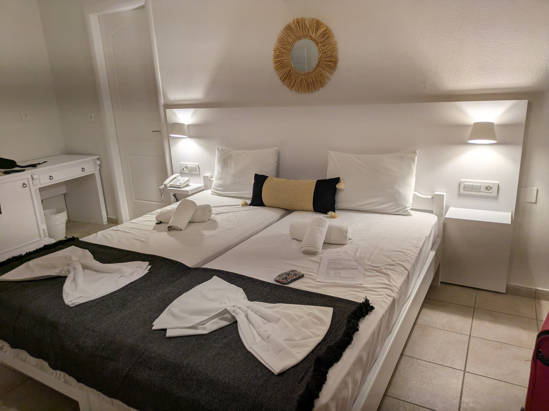 Alexander House Hotel主图