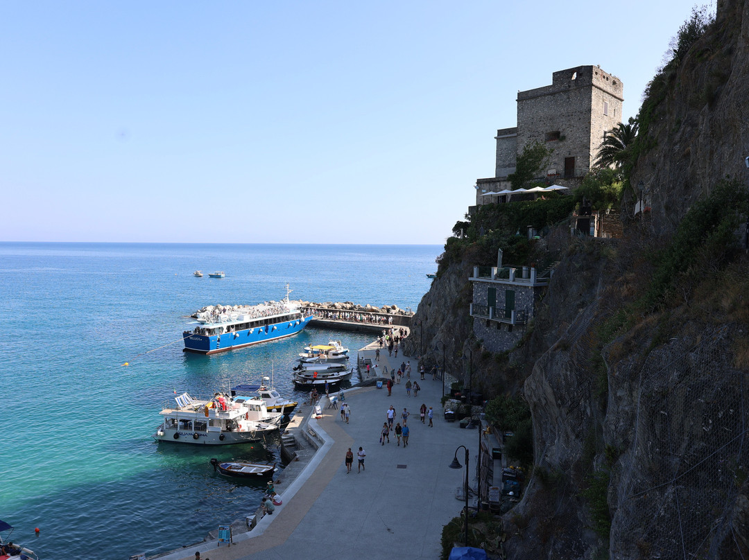 Torre Aurora-滨海蒙特罗梭必去景点