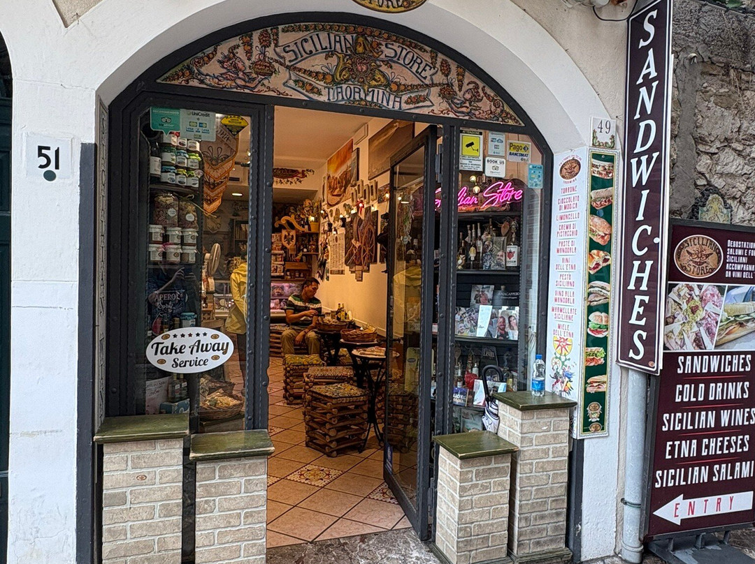 Sicilian Store-陶尔米纳必去景点