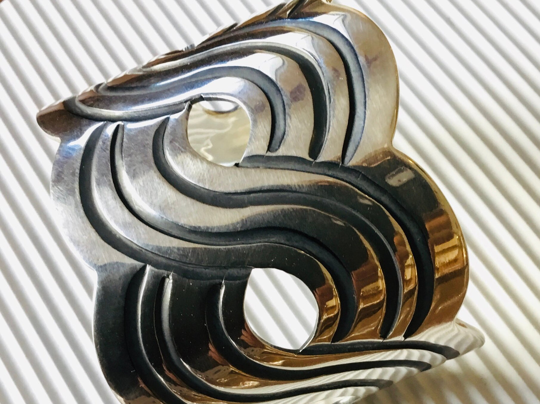 Brilanti Fine Art-托多斯桑托斯必去景点