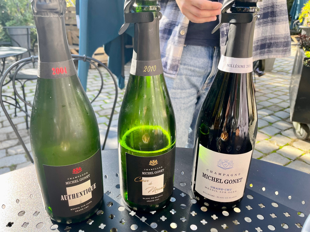Champagne Michel Gonet-埃佩尔内必去景点