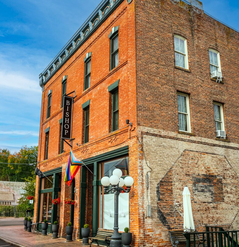 The Bishop Hotel主图