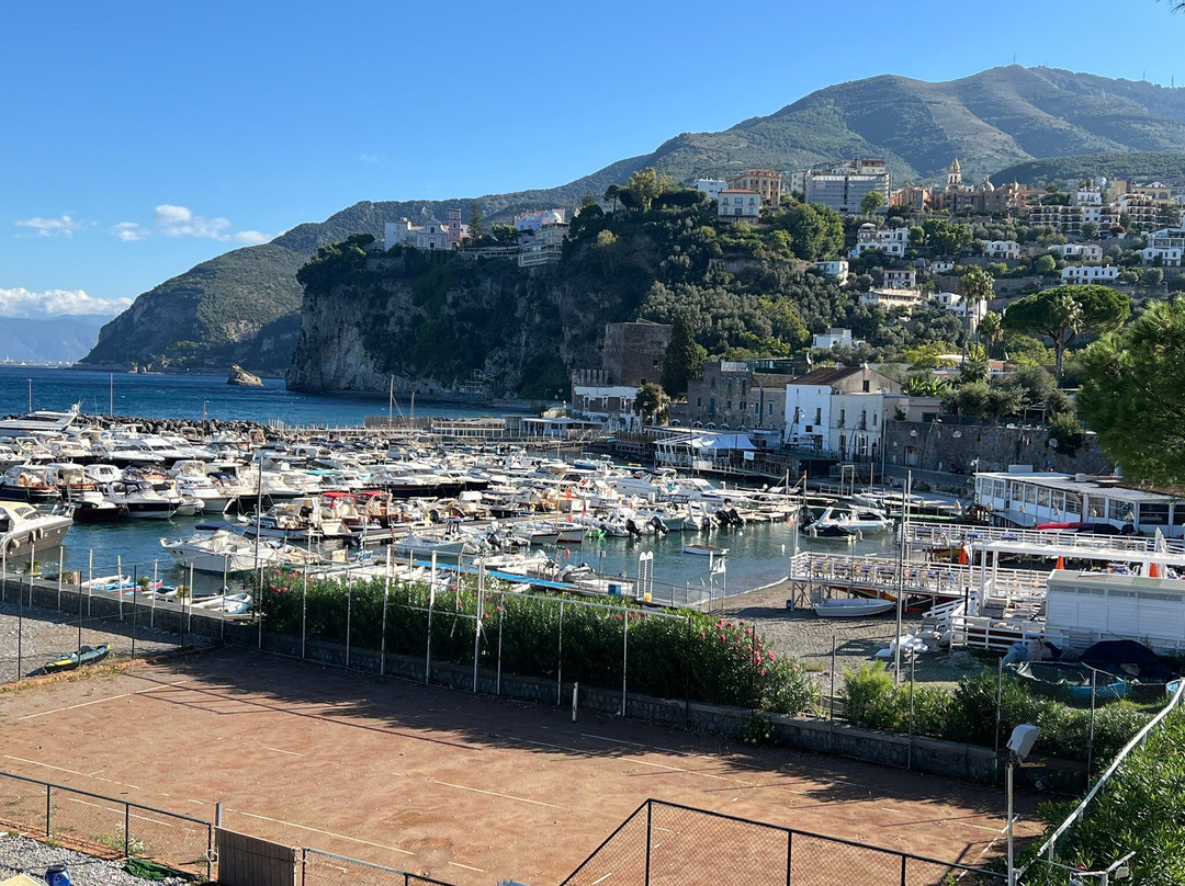 Le Axidie - Marina Di Equa主图