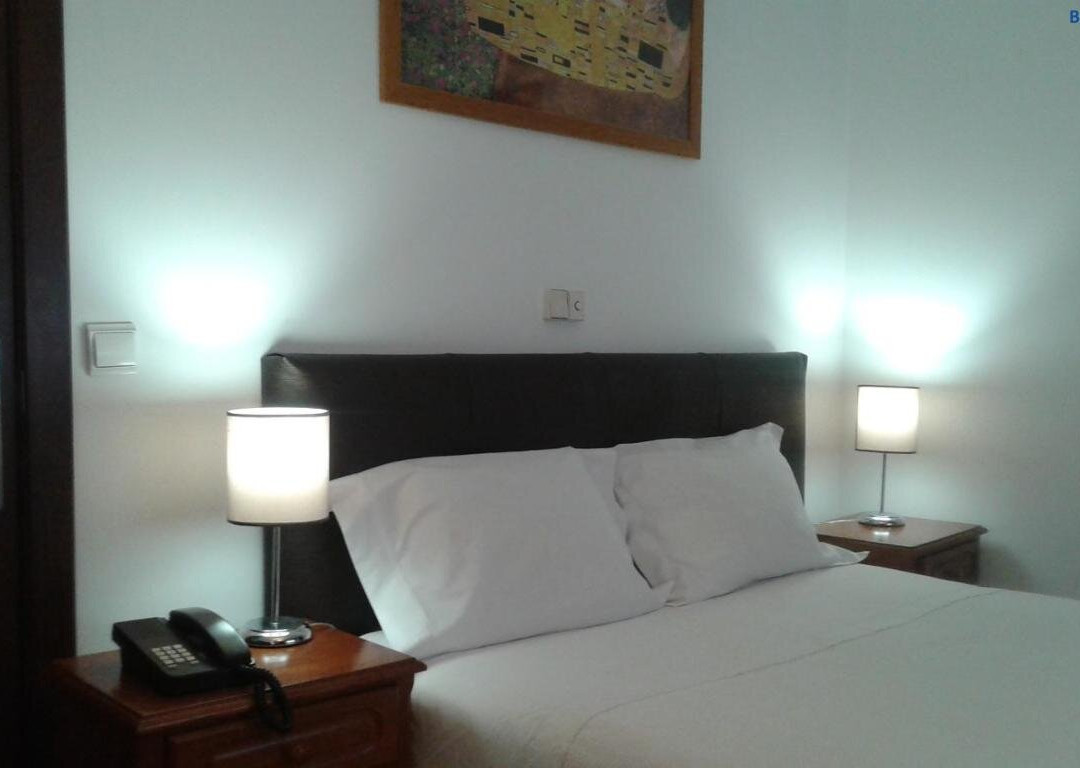 Rabal酒店住宿-Residencial Cafe-Restaurante Tic-Tac