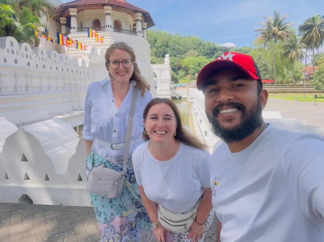 Lanka Safe Tours-科伦坡必去景点