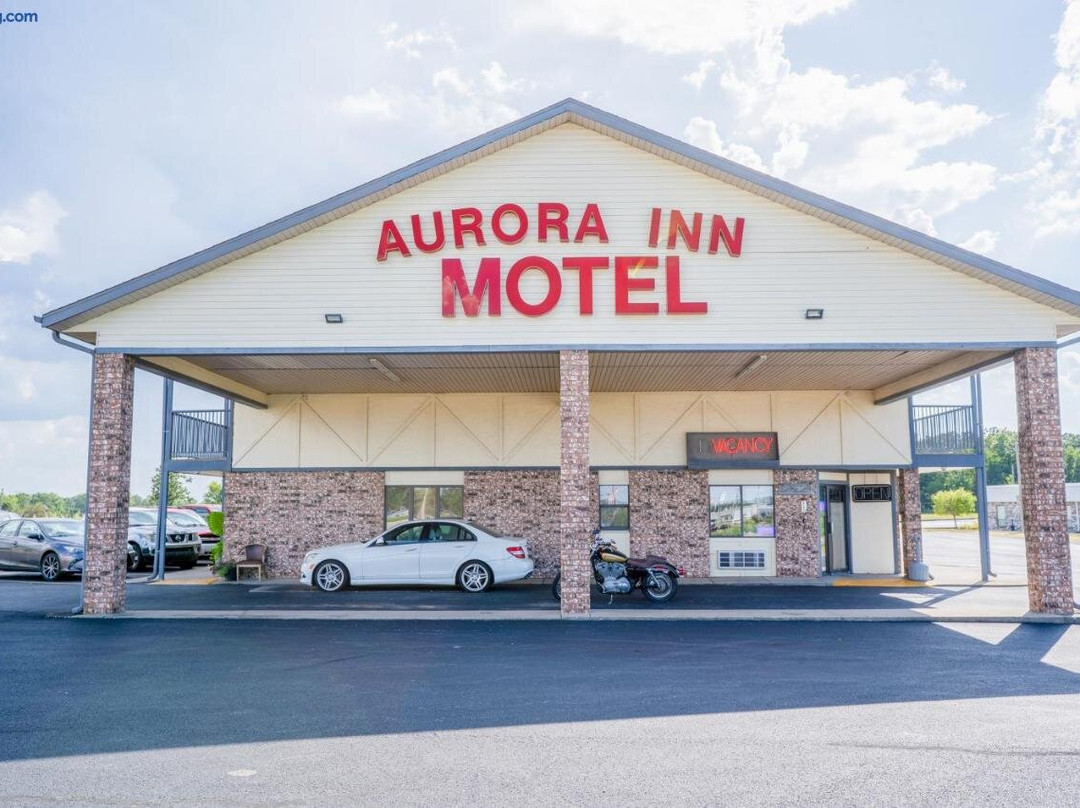 Capital O Aurora Inn Monett US 60