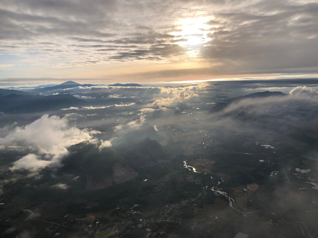 Above Laos Ballooning Adventures-旺阳必去景点