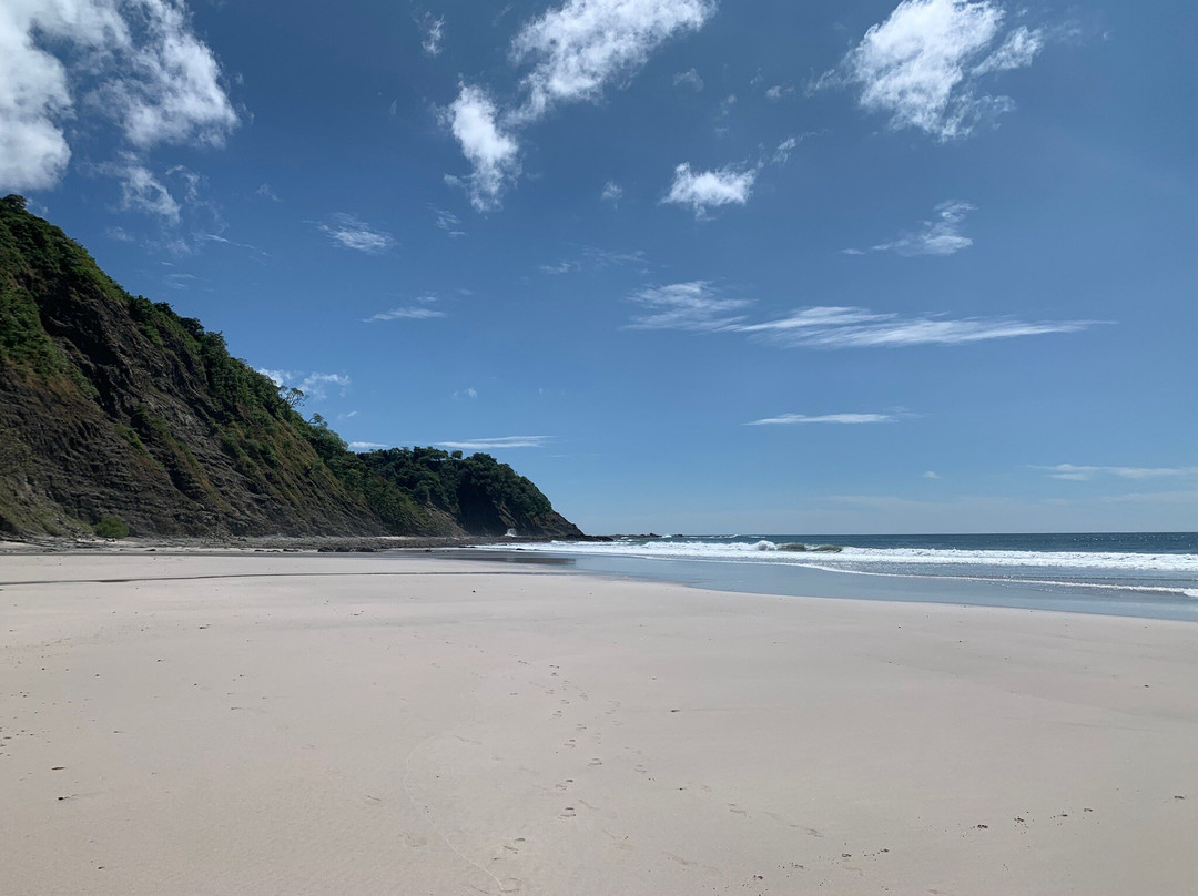 Barrigona Beach-萨玛拉滩必去景点
