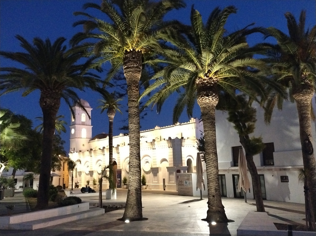 La Luce Paintings-Conil de la Frontera必去景点