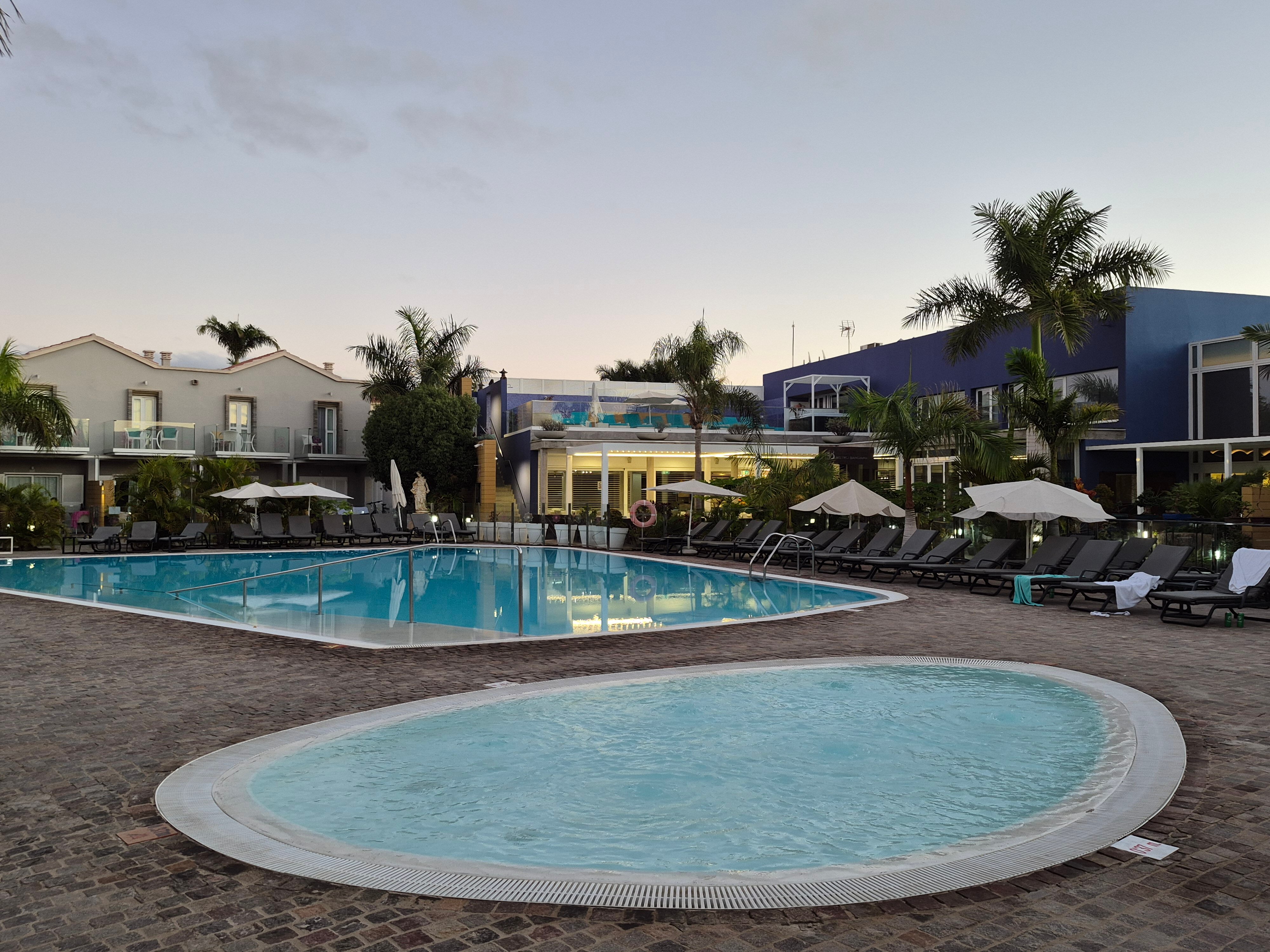 Hotel Livvo Los Calderones-浴室