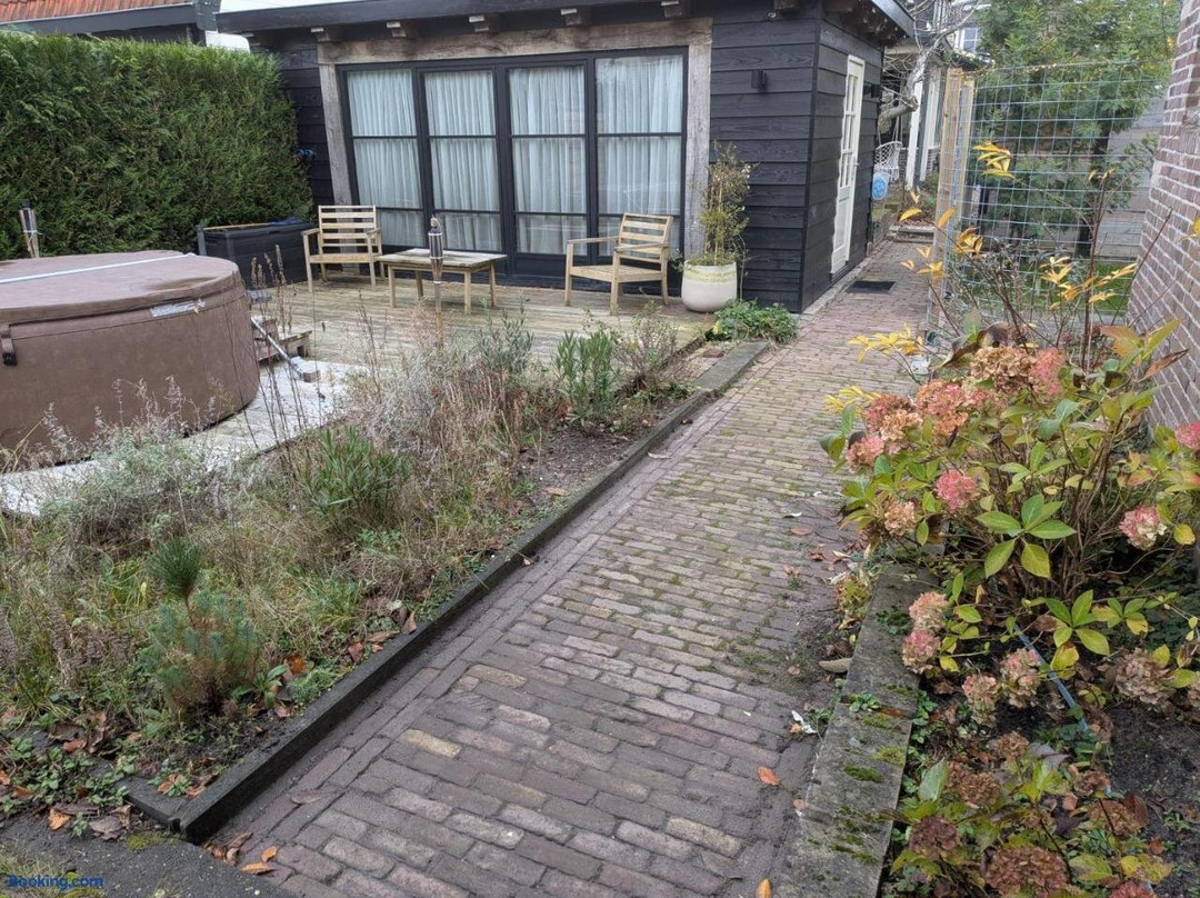 Zuid-Scharwoude酒店住宿-B&B De Oude Walnoot