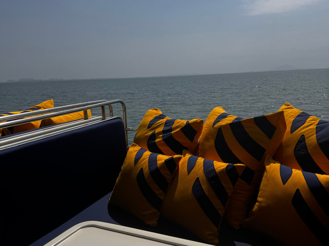 Meka Catamaran-甲米必去景点