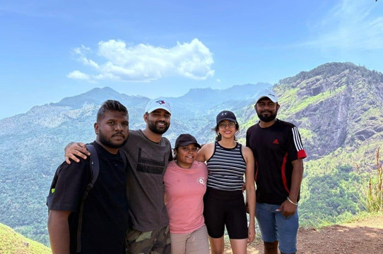 Roamceylon Tours & Holidays