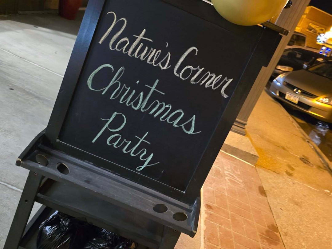 Flowers By Nature's Corner-Vinton必去景点