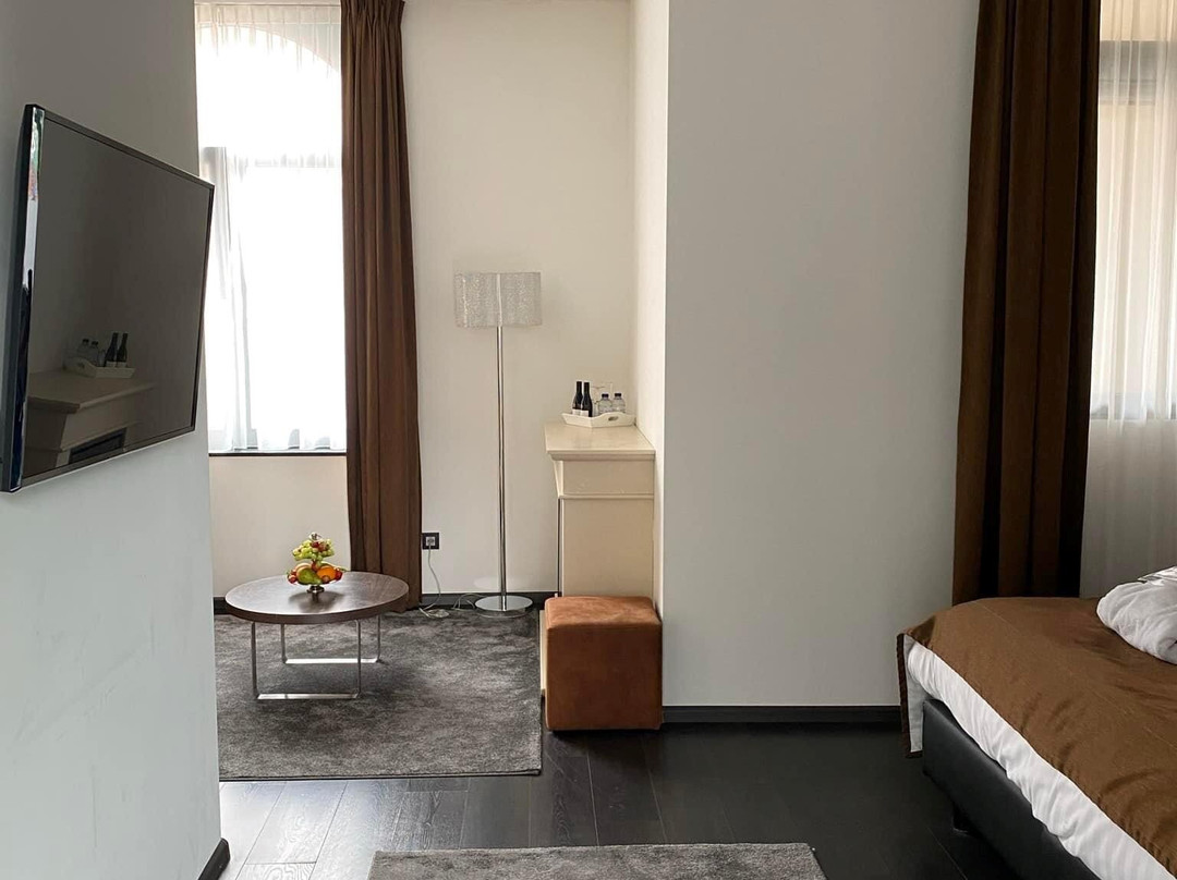 1773年德博卡酒店主图