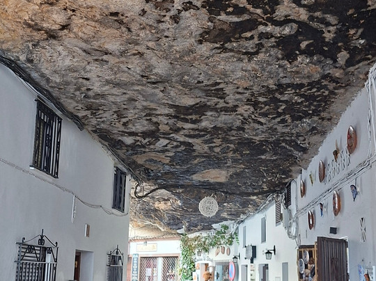 Calle Cuevas De La Sombra-Setenil de las Bodegas必去景点
